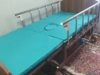 Многофункциональная механическая кровать для инвалидов, фотография 2