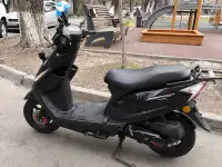 Даянг мопед 49 куб продам едет на ходу минусов нет, фотография 3