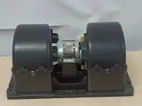 Моторчик отопителя c крыльчатками и корпусом VOLVO FH12, FH16, FM9, FM12, фотография 4