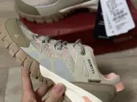 Треккинговые женские кроссовки HUMTTO, фотография 4