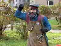 требуются два сторожа охранника