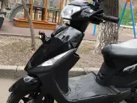 Даянг мопед 49 куб продам едет на ходу минусов нет, фотография 4