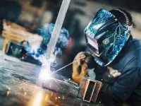 требуются авто-крановщик и сварщики, фотография 2