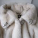 Белая искусственная шубка, фотография 4