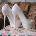 Белые туфли