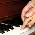 Уроки игры на фортепиано и синтезаторе