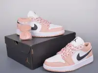 Кроссовки, фотография 6