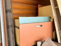 Шкаф-купе в разобранном виде, фотография 2