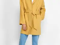 Пальто укороченное на запах с поясом vassa&co