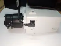 Уличная  камера видеонаблюдения  VC-202М VISTA Варифокальный объектив с автоматической диафрагмой.    Объектив VDD35