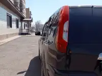 Срочно машина в хорошем состоянии., фотография 3