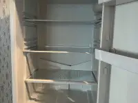 Продаётся холодильник Indesit, фотография 3