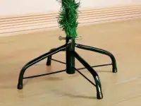 В продаже новогодняя ёлка  ёлочные игрушки и гирлянда в подарок, фотография 2