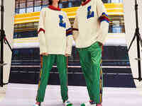 Свитеры lacoste fashion show unisex