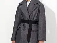 Куртка в сером цвете vassa&co