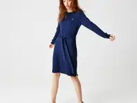 Женское платье lacoste с круглым вырезом и длинными рукавами