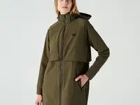 Женская куртка lacoste