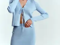 Топ из трикотажа с завязками