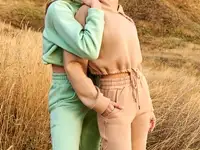 Бежевый трикотажный костюм на флисе