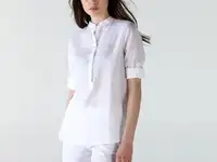 Льняная женская рубашка lacoste