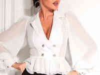 Блуза с объемным рукавом