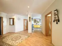 Светлая 2-комнатная квартира, ул Исатай Тайманова 58, фотография 9