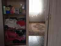 Продам 2 шкафа трех дверный.Б/У в хорошем состояний.1) размер: выс.220, шири. 180,глуб.50 2) размер:выс.190,шир.150,г 40, фотография 2