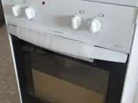 Продам газ плиту 2 комфорную