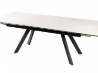 Стол из керамики, фотография 2