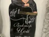 Памятники и надгробия, фотография 12