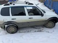 Продам авто нива Шевроле 2015 года, фотография 3