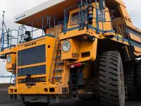 требуются водители БелАЗов и на Хово командировка