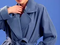 Синее кашемировое пальто