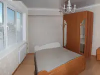 сдам 3-х комнатную квартиру в центре Атырау на долгий срок, фотография 2