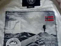 продам весене-летнюю куртку ветровка, фотография 5