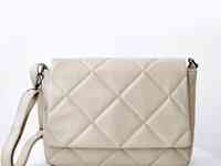 Стильная сумка с клапаном