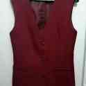 Продам школьную форму бордовую пиджак желедка 36-38размер для девочки