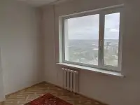 Продам 1 ком.кв от Хозяйки перегорождена пластиком как 2-хкомнатная заот Хозяйки квартиры. Торг уместен., фотография 9