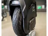 Ninebot Z10 black crow electronics monocycle with stand, фотография 3