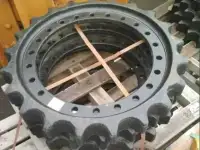Звёздочка ведущая Cat Volvo Komatsu Doosan HItachi