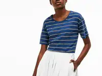 Женская футболка lacoste с круглым вырезом