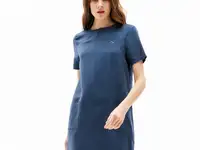 Женское платье lacoste с круглым вырезом