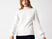 Женский свитер lacoste