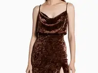 Платье ivyrevel