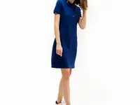 Женское платье-поло lacoste  slim fit