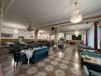 Сдается в аренду ресторан в центре Узынaгаша! 		Общая площадь: 1200 м 2 этажа по 600 м 		Участок: 21 сотка, первая, фотография 6