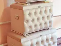 Продаю Сундуки пуфики . Делаю на заказ мебели и реставрирую старые Сундуки диваны кресла, фотография 5