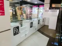 Торговые витрины, стеллажи, островки, отделыНа заказ, фотография 6