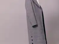 Шерстяное пальто в клетку