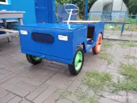 Продам самодельную педальную машинку для детей, фотография 3